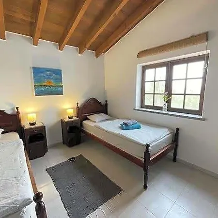 Da Silva Surfcamp- 2 Bettzimmer Mit Fruehstueck